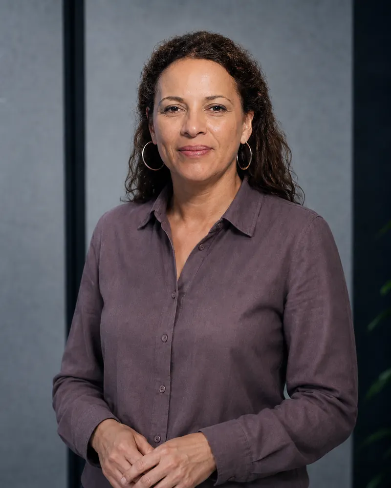 Elena Acevedo, Analista de Macroeconomía y Flujo de Capital